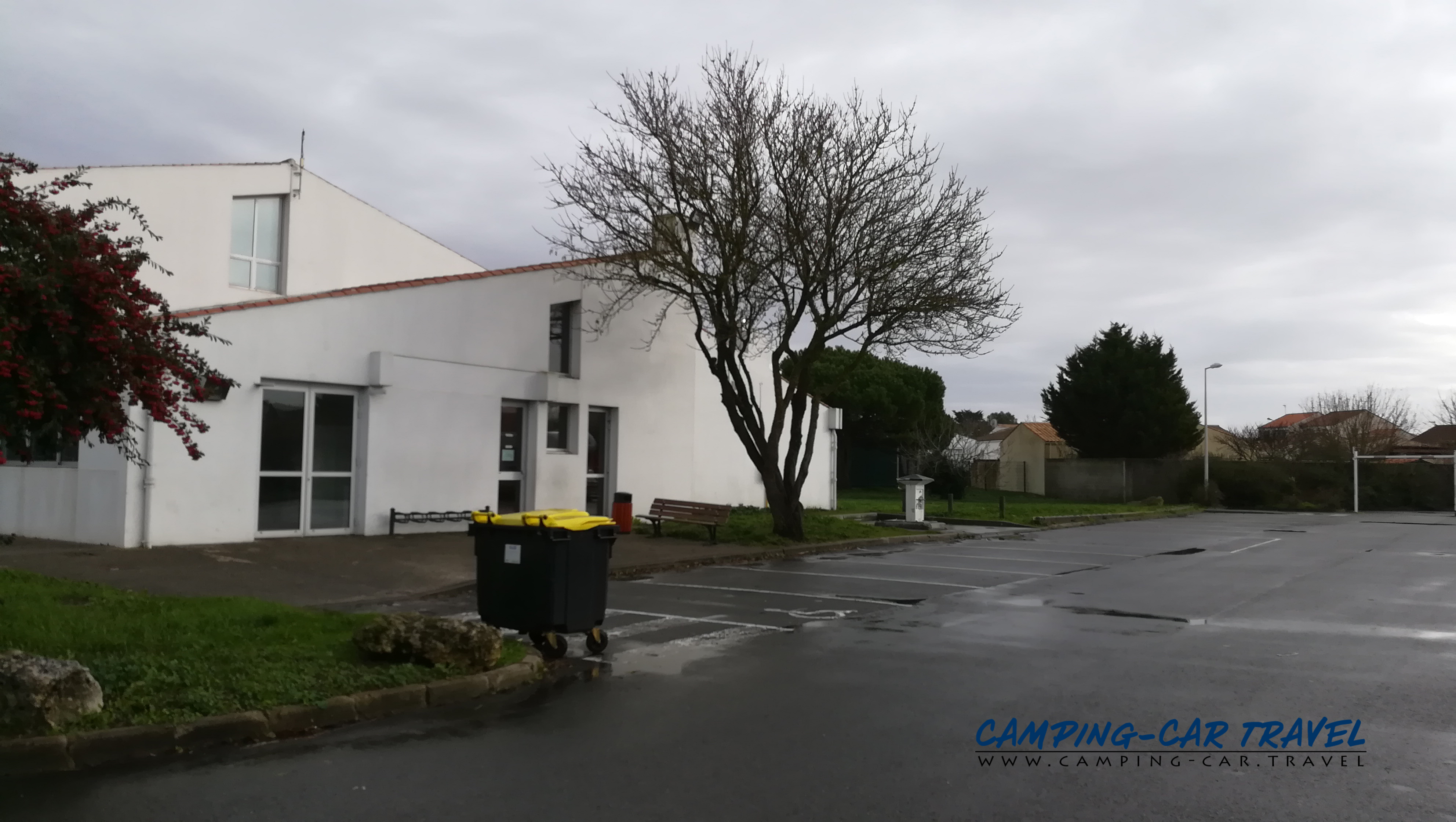 aire services camping car Angoulins Charente-Maritime