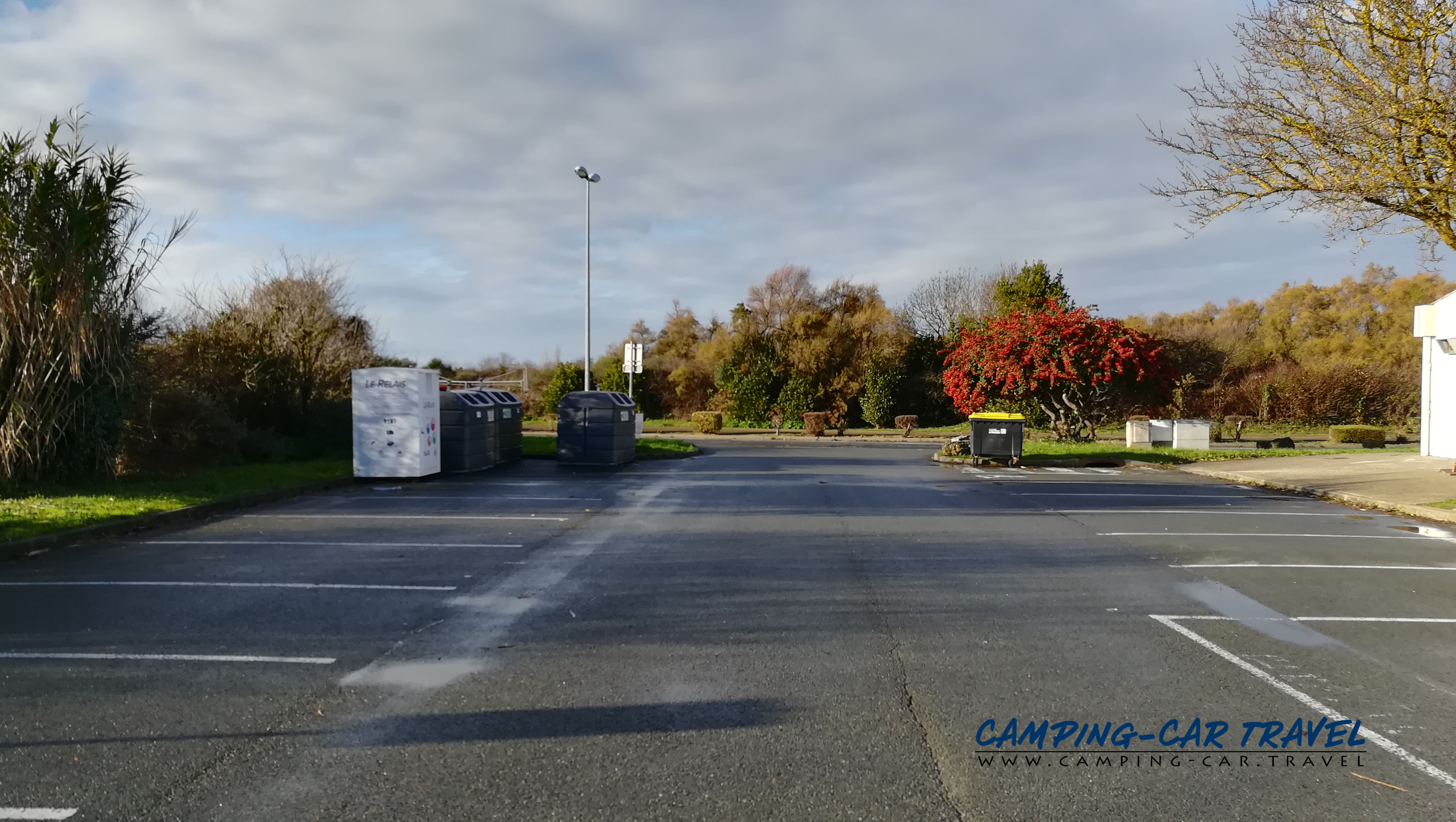 aire services camping car Angoulins Charente-Maritime