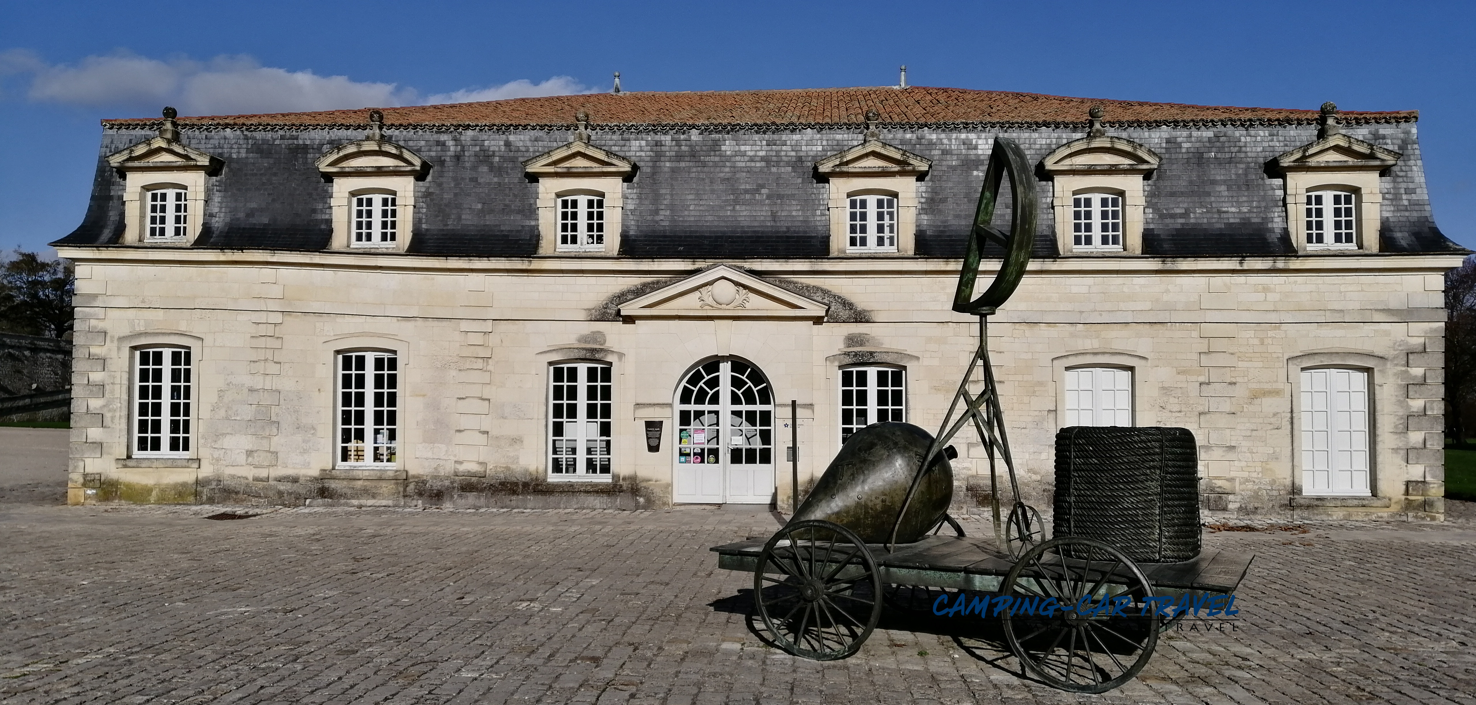 aire services camping car Rochefort Charente-Maritime