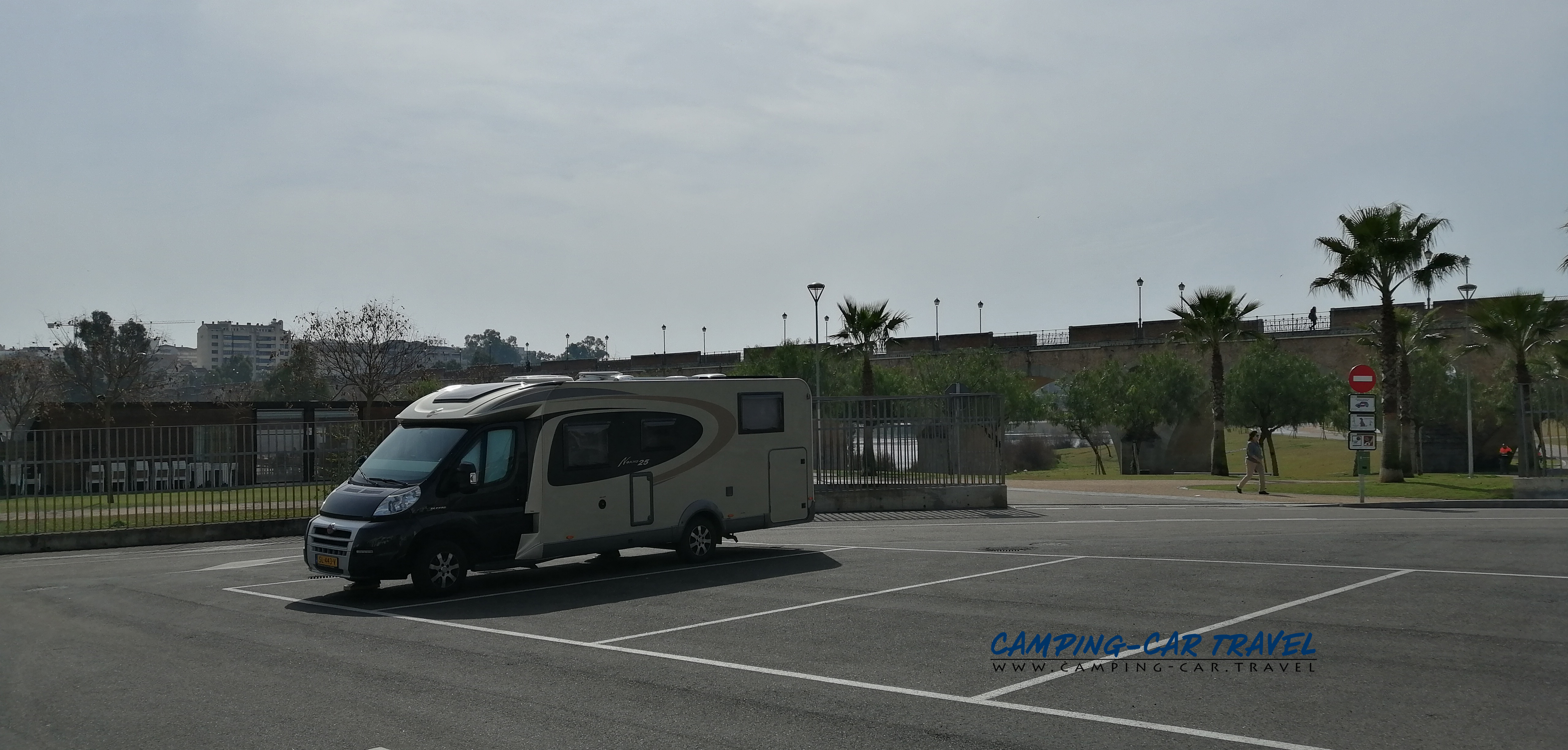 aire services camping car Badajos Espagne Spain