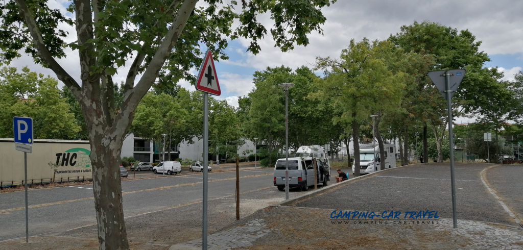 aire services camping car Gouveia Portugal