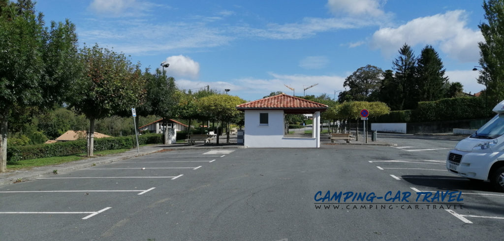 bardos aire de services pour camping car Pyrénées Atlantique France