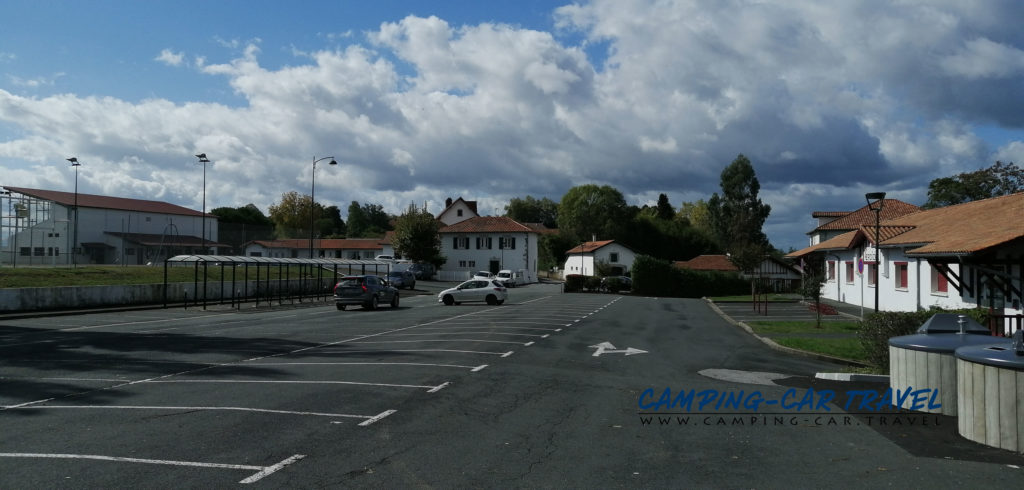 bardos aire de services pour camping car Pyrénées Atlantique France