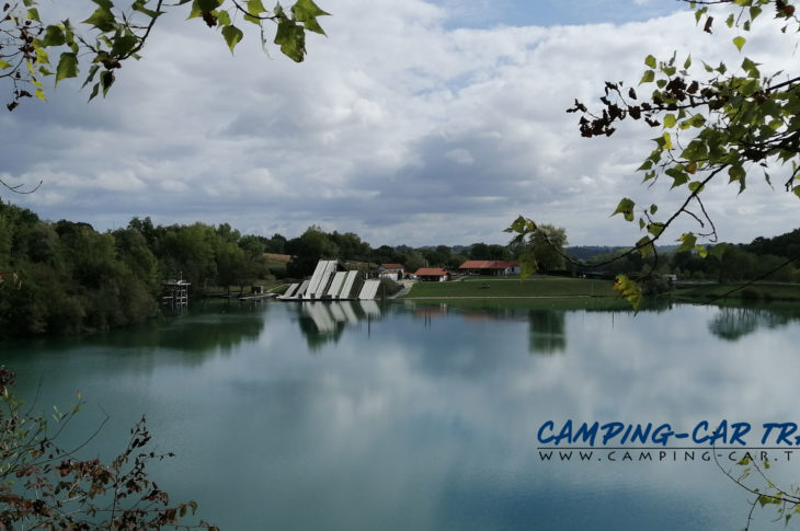 bardos aire de services pour camping car Pyrénées Atlantique France