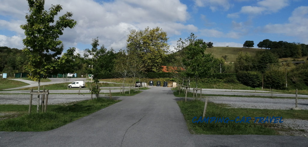 bardos aire de services pour camping car Pyrénées Atlantique France