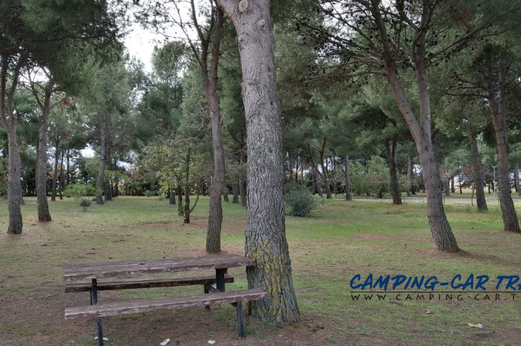 aire de services camping cars Alfamén Aragon Espagne