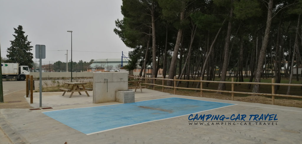 aire de services camping car Escatron Aragon Espagne